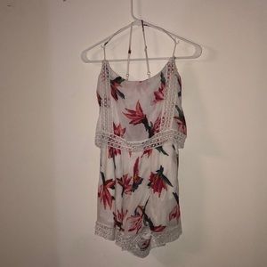 Cute Floral romper!